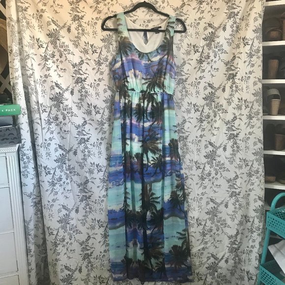 FOREVER 21 / Palm Tree Island Print Maxi Dress - Picture 1 of 7